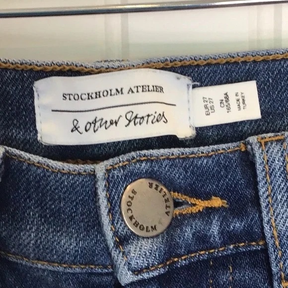 💖& Other Stories | Cropped Raw Hem Jeans Size 27 - Picture 8 of 11